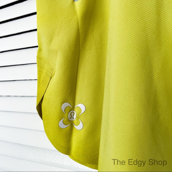 lululemon athletica | SeaWheeze Lightweight Run Kit Tank Top Yellow Serpentine - Picture 3 of 5